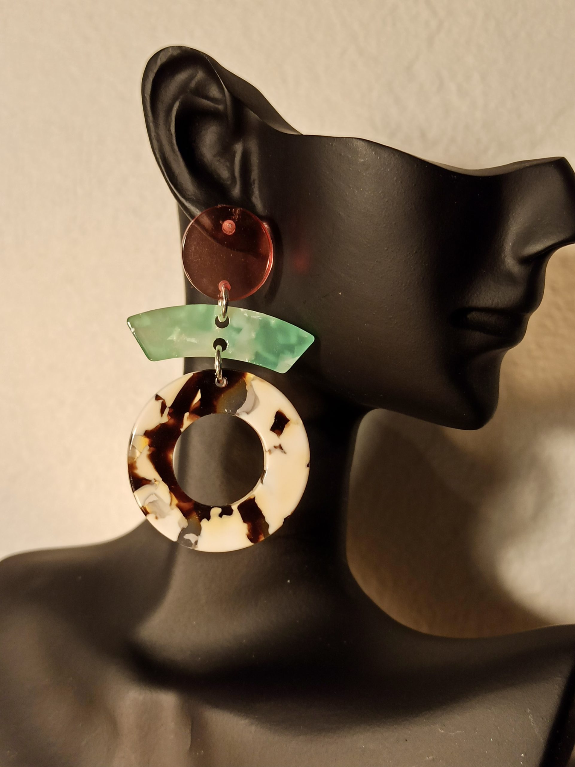 Boucles D'Oreilles Clous Rose, Vert et Moucheté Marron ecru – Image 2