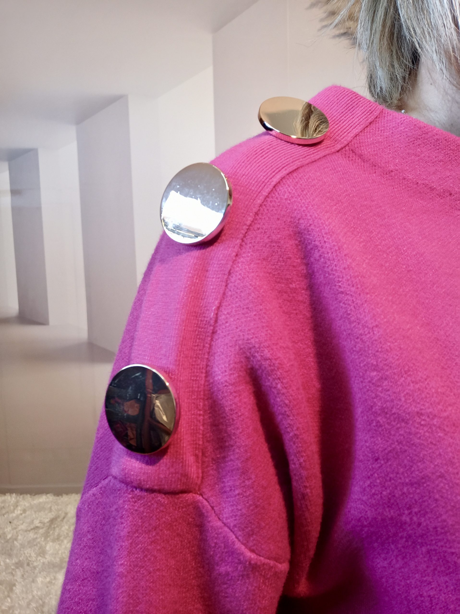 Pull Bouton Fushia – Image 5