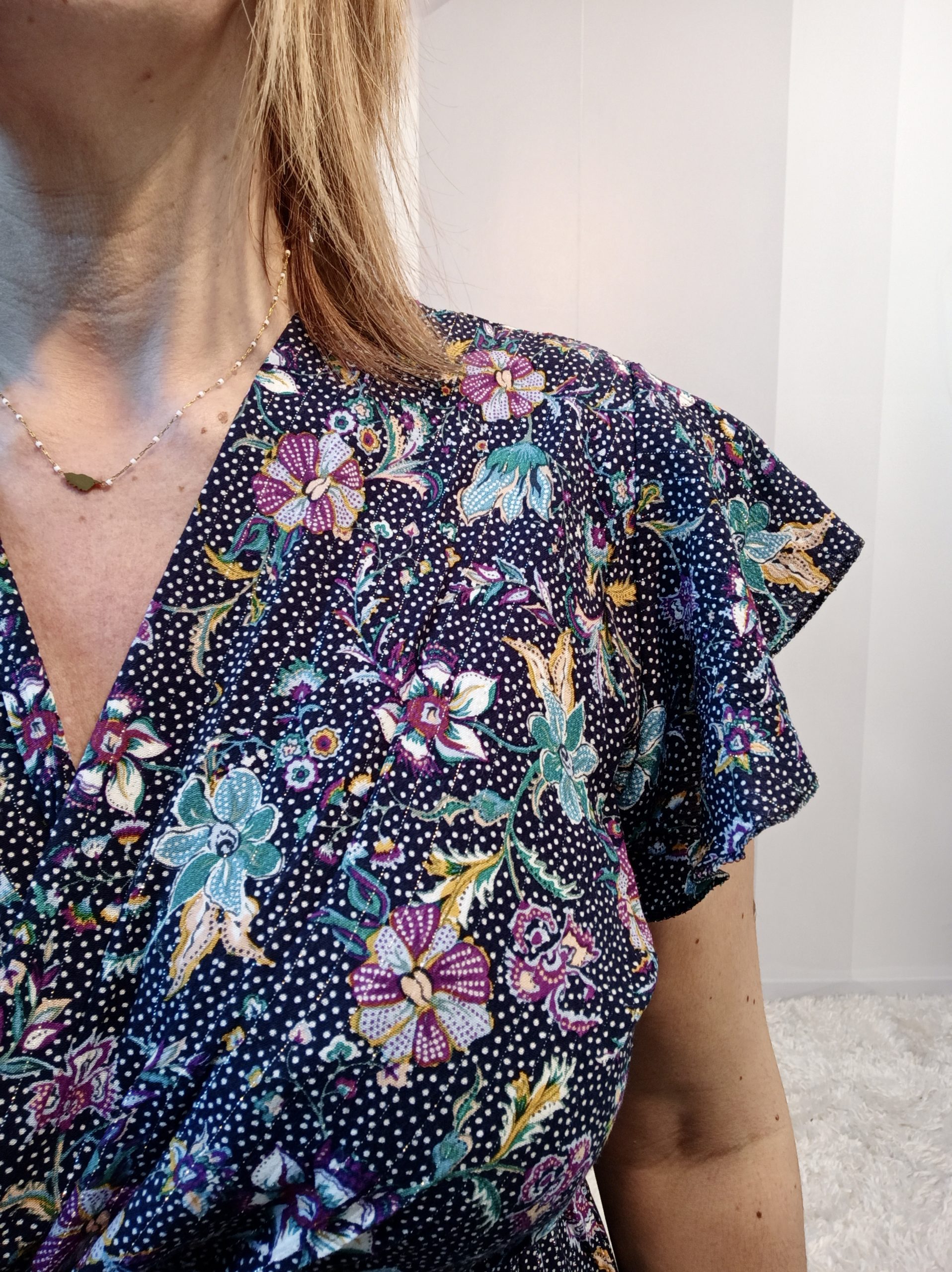 Robe Fleurie Marine – Image 6