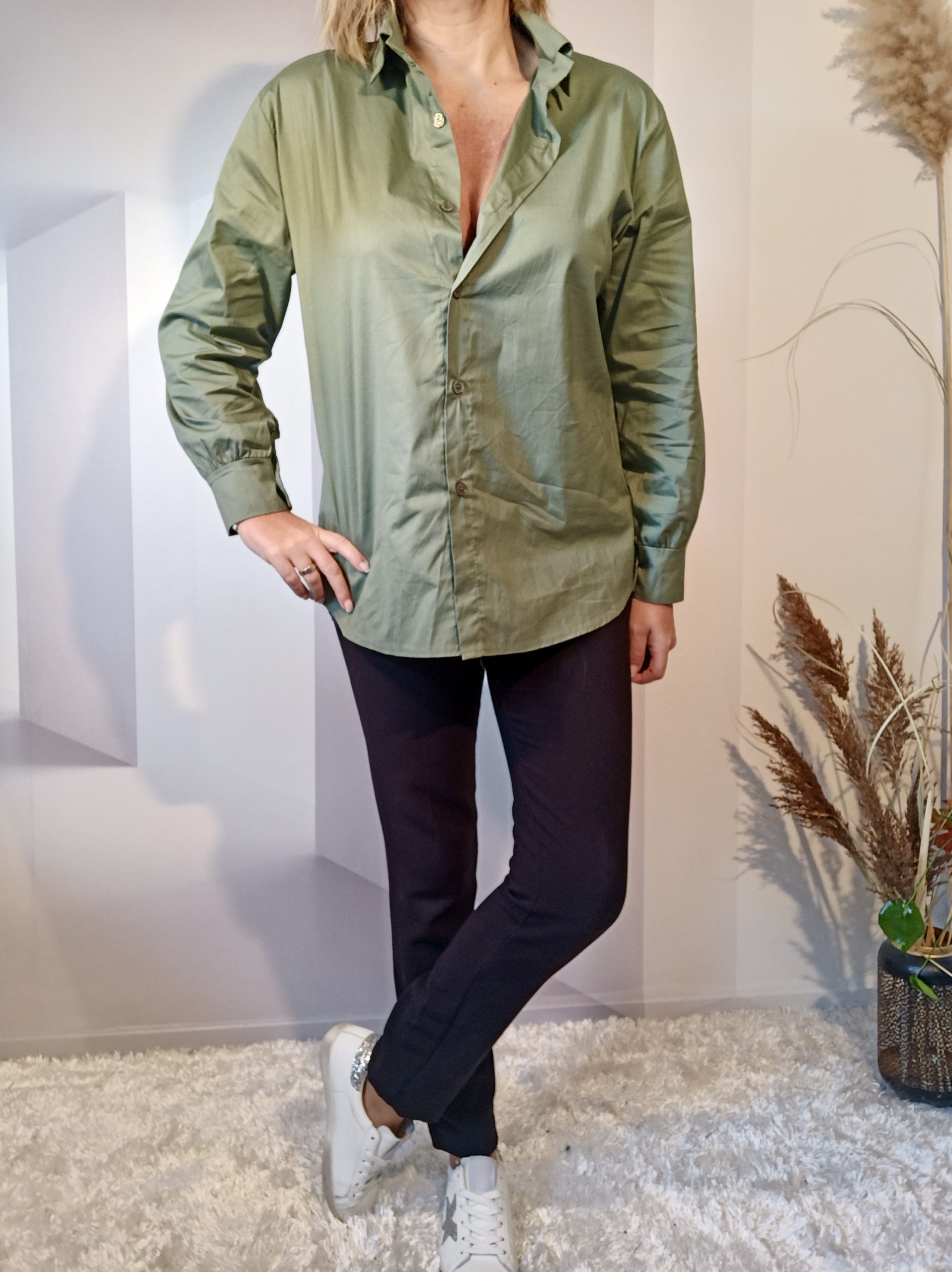 Chemise Classique Kaki – Image 2