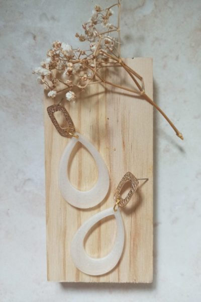 Boucle d'Oreille La T